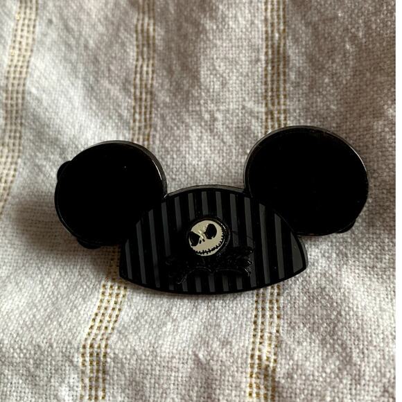Jack Skellington Nightmare Before Christmas Mickey Mouse Hat Disney Trading Pin - Picture 1 of 3
